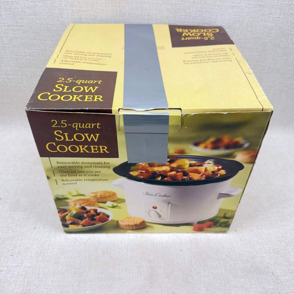 2.5 Quart Slow Cooker White Removable Stoneware Crock‎ Glass Lid DZ0250-WG New